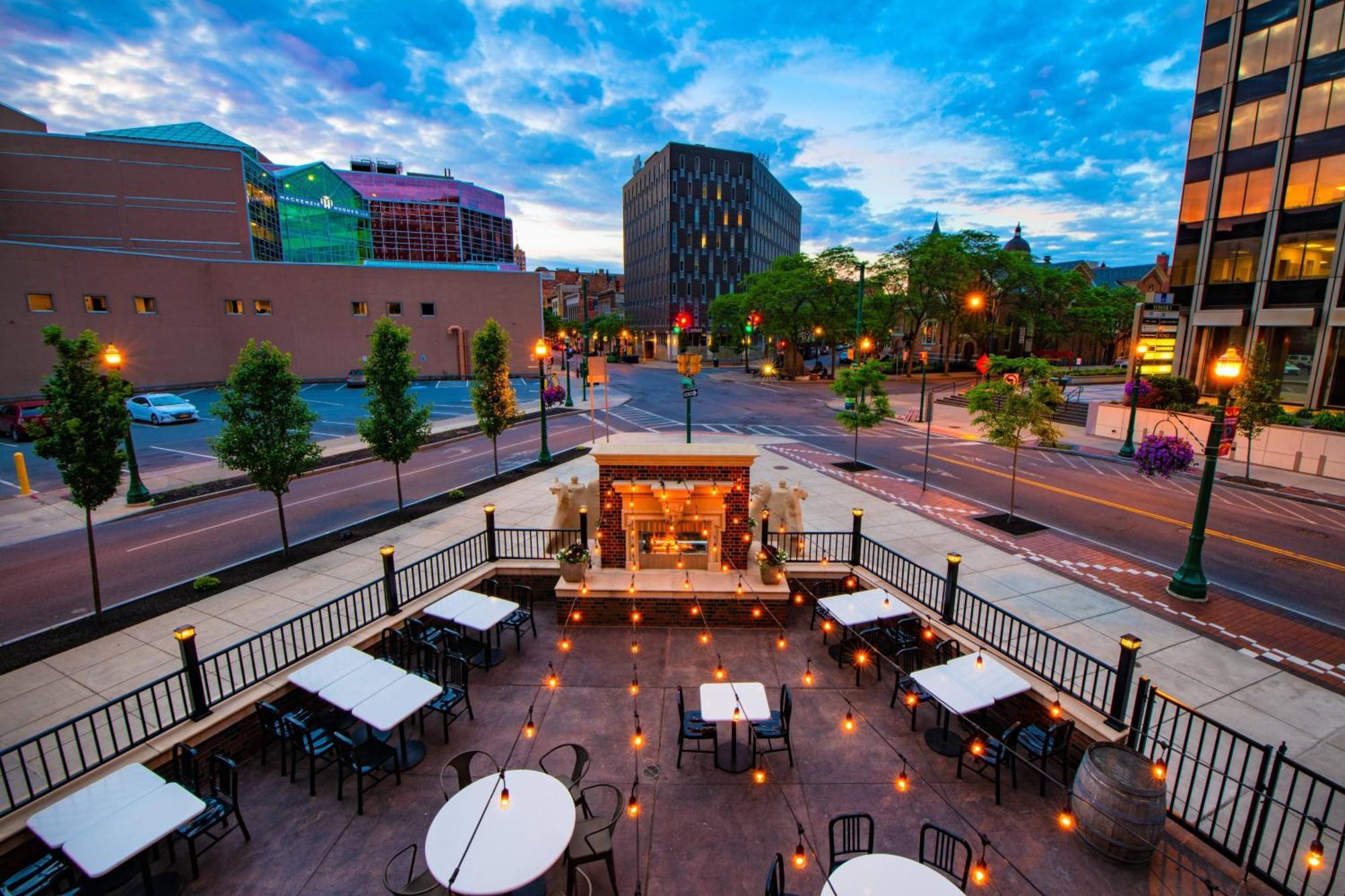 Marriott Syracuse Downtown Ξενοδοχείο Εξωτερικό φωτογραφία